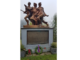 Perschmann-Denkmal: Helden, Täter oder selbst Opfer?